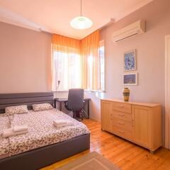 Отель FM Premium 1-BDR Apartment - Business Location Болгария, София - отзывы, цены и фото номеров - забронировать отель FM Premium 1-BDR Apartment - Business Location онлайн комната для гостей фото 3