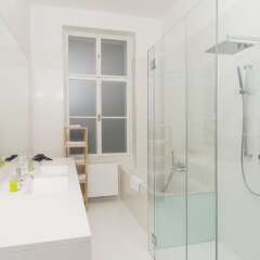 Отель Seilergasse De Luxe Apartment by Welcome2Vienna Австрия, Вена - отзывы, цены и фото номеров - забронировать отель Seilergasse De Luxe Apartment by Welcome2Vienna онлайн ванная фото 2
