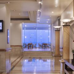 Отель Crowne Plaza Tel Aviv Beach интерьер отеля фото 2