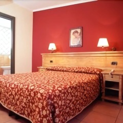 Отель Santa Caterina Италия, Помпеи - отзывы, цены и фото номеров - забронировать отель Santa Caterina онлайн комната для гостей