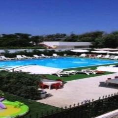 Отель Beverly Village Пальми