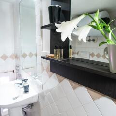 Отель Monti Colosseum Accommodation спа