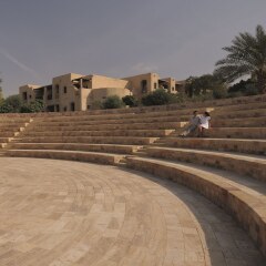 Отель Movenpick Resort & Spa Dead Sea парковка
