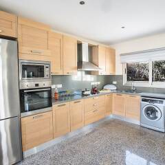 Отель Protaras Villa Theodora 1 в номере фото 2