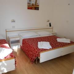 Hotel Ottavia Римини комната для гостей