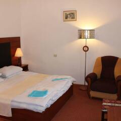 Diligence Hotel сейф в номере