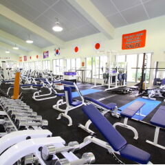 Отель Leopalace Resort Guam фитнесс-зал