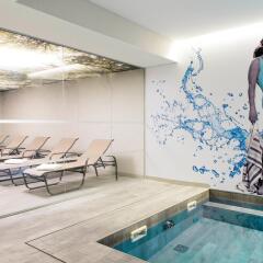 Отель Novotel Brussels Centre Брюссель бассейн фото 2