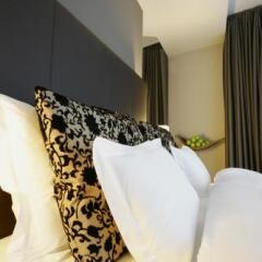 Boston Hotel Hamburg сейф в номере