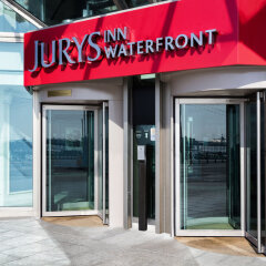 The Waterfront Hotel Брайтон вид на фасад