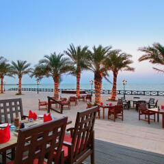 Отель Hilton Ras Al Khaimah Resort & Spa питание