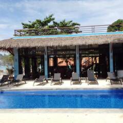 Отель Phi Phi Long Beach Resort & Villa бассейн фото 3