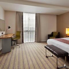 Отель Holiday Inn London - Stratford City сейф в номере