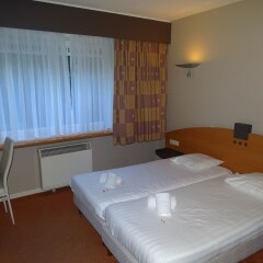 Отель Value Stay Brussels Expo Бельгия, Элевейт - отзывы, цены и фото номеров - забронировать отель Value Stay Brussels Expo онлайн сейф в номере