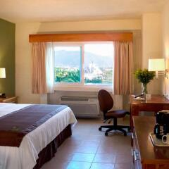 Отель Comfort Inn Puerto Vallarta комната для гостей фото 4