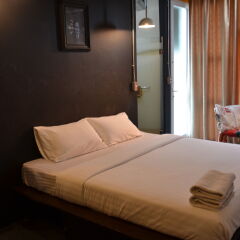 Silom Art Hostel Бангкок комната для гостей фото 3
