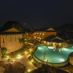 Отель Temple Tree Resort & Spa Непал, Покхара - отзывы, цены и фото номеров - забронировать отель Temple Tree Resort & Spa онлайн бассейн фото 3