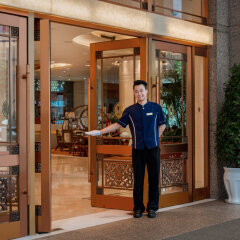 Отель Crowne Plaza Chongqing Jiefangbei фитнесс-зал фото 2