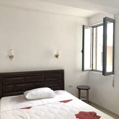 Апартаменты Apartment With 2 Bedrooms in Durrës, With Wonderful sea View and Furnished Terrace - 10 m From the Beach Дуррес комната для гостей