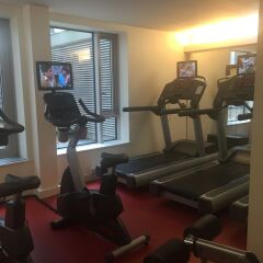 Отель DoubleTree by Hilton Hotel London - Tower of London Великобритания, Лондон - отзывы, цены и фото номеров - забронировать отель DoubleTree by Hilton Hotel London - Tower of London онлайн фитнесс-зал фото 4