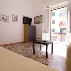 Апартаменты Promanade Beach 1 Bedroom Apartment - RNU 82435 Поццалло комната для гостей фото 5