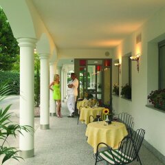 Park Hotel Villa Etschland Плаус интерьер отеля