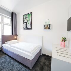 Отель CALMA Berlin Mitte Германия, Берлин - отзывы, цены и фото номеров - забронировать отель CALMA Berlin Mitte онлайн комната для гостей фото 5