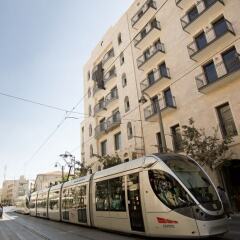 Check In Jerusalem Израиль, Иерусалим - 1 отзыв об отеле, цены и фото номеров - забронировать отель Check In Jerusalem онлайн городской автобус