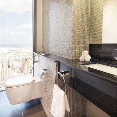 Отель Nasma Luxury Stays - Central Park Tower ванная фото 2