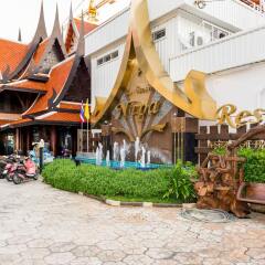 Отель Nipa Resort