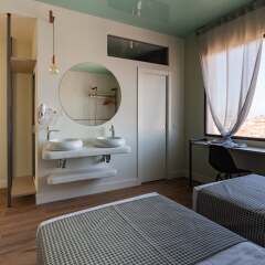 Отель Hostal Helena ванная