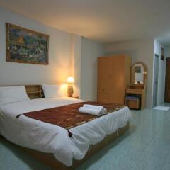 Отель Malee Beach Guest House Паттайя комната для гостей фото 4