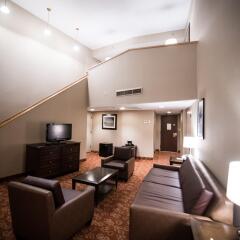 Crowne Plaza Hotel Philadelphia-Cherry Hill развлечения