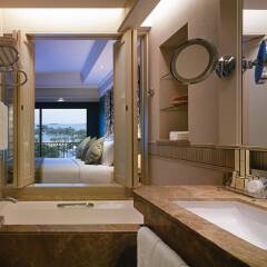 Отель Shangri-La Rasa Sentosa, Singapore (SG Clean) Сингапур, Сингапур - 2 отзыва об отеле, цены и фото номеров - забронировать отель Shangri-La Rasa Sentosa, Singapore (SG Clean) онлайн ванная