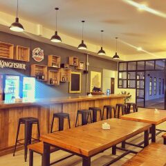 Отель Yakety Yak Hostel Непал, Катманду - отзывы, цены и фото номеров - забронировать отель Yakety Yak Hostel онлайн гостиничный бар