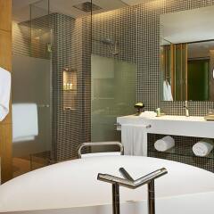 Отель Wyndham Grand Shenzhen комната для гостей
