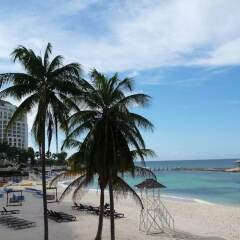 Отель Nianna Coral Bay Deluxe Townhouse пляж