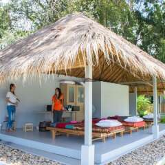 Отель Villa Cha-Cha Krabi Beachfront Resort Таиланд, Краби - отзывы, цены и фото номеров - забронировать отель Villa Cha-Cha Krabi Beachfront Resort онлайн гостиничный бар