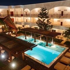 Playa Del Carmen Hotel By H&a Плая-дель-Кармен балкон