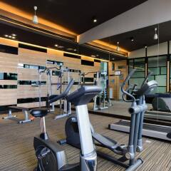 Mida Hotel Ngamwongwan фитнесс-зал