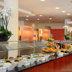 Отель Novotel Düsseldorf City West питание фото 3