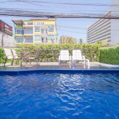 Апартаменты Grande Elegance Serviced Apartment бассейн фото 3
