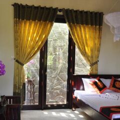 Отель Bonsai Homestay Хойан комната для гостей фото 2