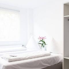 Отель BNB Brandenburg Gate Германия, Берлин - отзывы, цены и фото номеров - забронировать отель BNB Brandenburg Gate онлайн комната для гостей фото 3