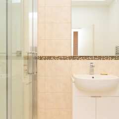 Отель Veeve - Rosey Rosslyn Flat ванная фото 2