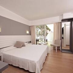 Hotel & Spa SEntrador Playa сейф в номере