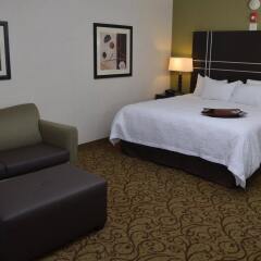 Отель Hampton Inn & Suites Sharon, PA комната для гостей фото 3