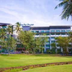 Отель The Par Phuket спа