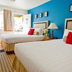 Отель The Alpine Inn & Suites детские мероприятия