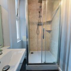 Отель 1 Bedroom Flat Near Marble Arch ванная